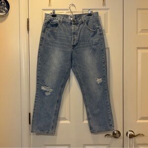 Twelve by OnTwelfth Women’s Distressed Light Wash Straight Jean Size 31